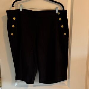 Liz Claiborne Black Bermuda Shorts